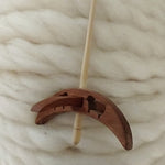 Load image into Gallery viewer, Pin Drafted Shetland Roving
